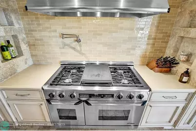 35  Compass Isle, Fort Lauderdale, FL 33308 - Photo 15