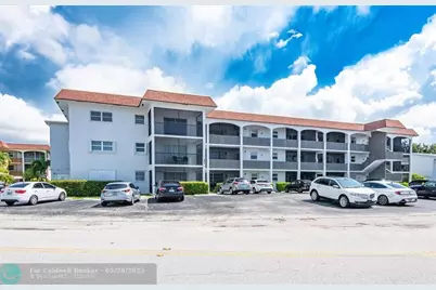 651  Pine Dr, Unit #306, Pompano Beach, FL 33060 - Photo 5