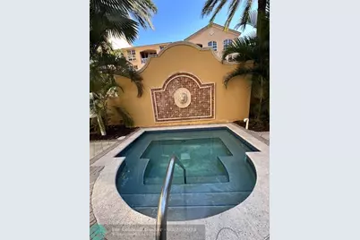 3001 NE 185th St, Unit #111, Aventura, FL 33180 - Photo 7