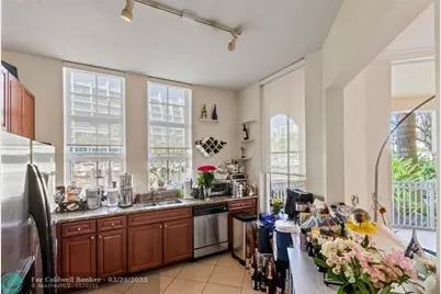 3001 NE 185th St, Unit #111, Aventura, FL 33180 - Photo 25