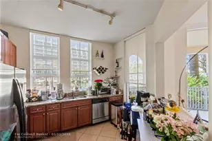 3001 NE 185th St, Aventura, FL 33180 - Photo 25