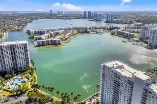 3001 NE 185th St, Aventura, FL 33180 - Photo 21