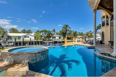 1011  Rhodes Villa Avenue, Delray Beach, FL 33483 - Photo 11