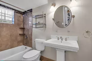 1001 NE 14th Ave, Hallandale Beach, FL 33009 - Photo 29