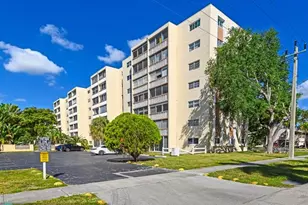 1001 NE 14th Ave, Hallandale Beach, FL 33009 - Photo 43