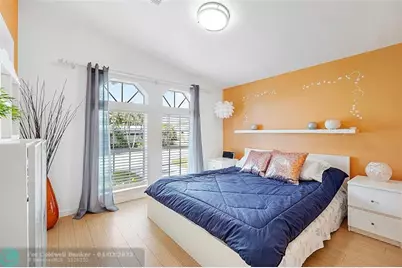 3079  Lakeshore Dr, Fort Lauderdale, FL 33312 - Photo 9