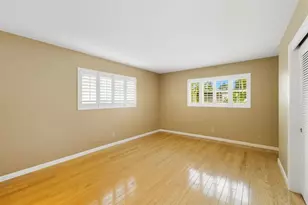 3697 NE 19th Ave, Oakland Park, FL 33308 - Photo 7