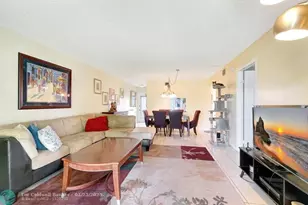 100 Lake Meryl Dr, West Palm Beach, FL 33411 - Photo 13