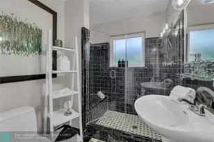 272 Imperial Ln, Lauderdale by the Sea, FL 33308 - Photo 15