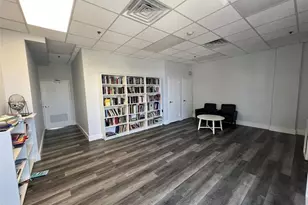 3731 N Country Club Dr, Aventura, FL 33180 - Photo 43