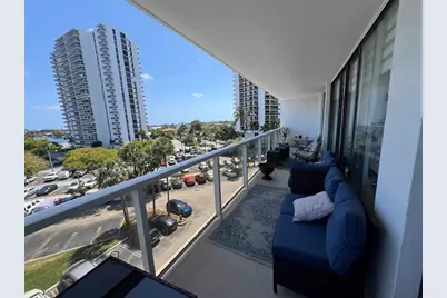 3731 N Country Club Dr, Unit #529, Aventura, FL 33180 - Photo 11