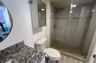 3731 N Country Club Dr, Aventura, FL 33180 - Photo 25