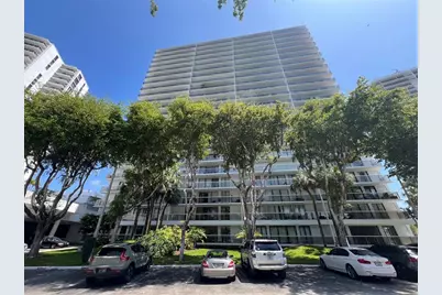 3731 N Country Club Dr, Unit #529, Aventura, FL 33180 - Photo 3