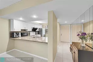 6109 Balboa Cir, Boca Raton, FL 33433 - Photo 3