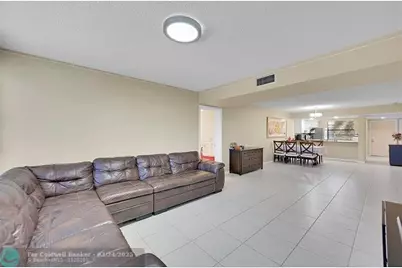 6109  Balboa Cir, Unit #305, Boca Raton, FL 33433 - Photo 11