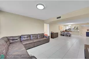 6109 Balboa Cir, Boca Raton, FL 33433 - Photo 11