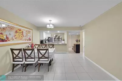 6109  Balboa Cir, Unit #305, Boca Raton, FL 33433 - Photo 9