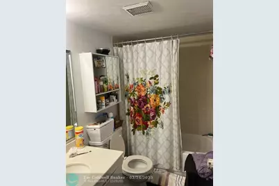 8360  Sands Point Blvd, Unit #305, Fort Lauderdale, FL 33321 - Photo 9