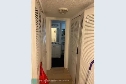 8360  Sands Point Blvd, Unit #305, Fort Lauderdale, FL 33321 - Photo 5
