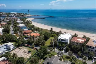 2100 Bay Dr, Pompano Beach, FL 33062 - Photo 9