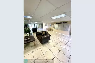 2000  Atlantic Shores Blvd, Unit #306, Hallandale Beach, FL 33009 - Photo 5