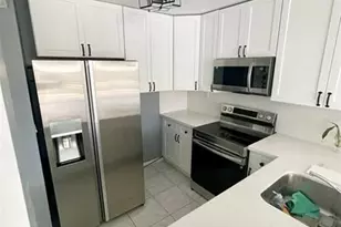 2000 Atlantic Shores Blvd, Hallandale Beach, FL 33009 - Photo 13