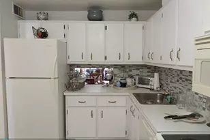 [Address not provided], Lauderdale Lakes, FL 33313 - Photo 17