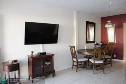 900 SW 11th Ave, Unit #5C, Hallandale Beach, FL 33009 - Photo 1