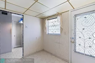 421 NE 14th Ave, Hallandale Beach, FL 33009 - Photo 5