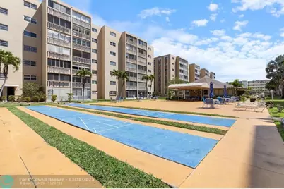 421 NE 14th Ave, Unit #302, Hallandale Beach, FL 33009 - Photo 27