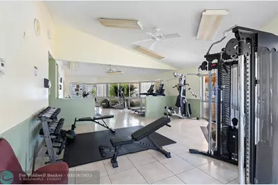 421 NE 14th Ave, Unit #302, Hallandale Beach, FL 33009 - Photo 29