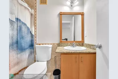 4776  Lago Vista Dr, Coconut Creek, FL 33073 - Photo 23