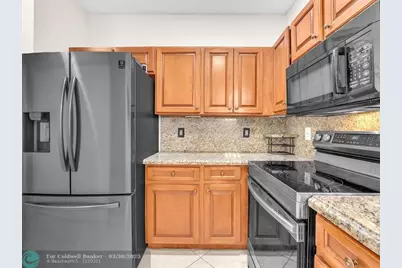 4776  Lago Vista Dr, Coconut Creek, FL 33073 - Photo 13