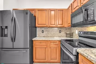 4776 Lago Vista Dr, Coconut Creek, FL 33073 - Photo 13