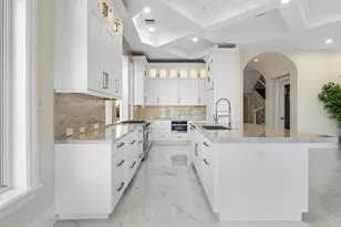 549 NE 19th Ave, Deerfield Beach, FL 33441 - Photo 17