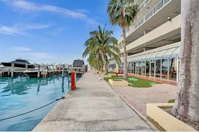 7601 E Treasure Dr, Unit #617, North Bay Village, FL 33141 - Photo 59