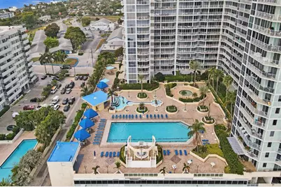 7601 E Treasure Dr, Unit #617, North Bay Village, FL 33141 - Photo 5