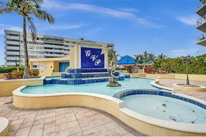 7601 E Treasure Dr, Unit #617, North Bay Village, FL 33141 - Photo 39