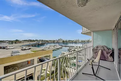 7601 E Treasure Dr, Unit #617, North Bay Village, FL 33141 - Photo 31