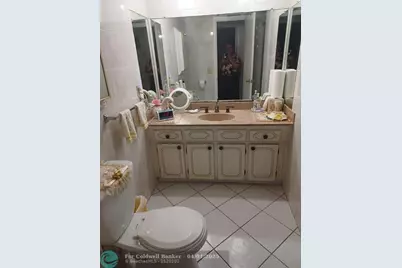 [Address not provided], Lauderdale Lakes, FL 33319 - Photo 7