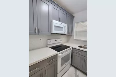 2466  Lincoln St, Unit #2, Hollywood, FL 33020 - Photo 1