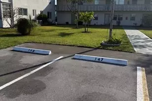 148 Farnham G, Deerfield Beach, FL 33442 - Photo 3