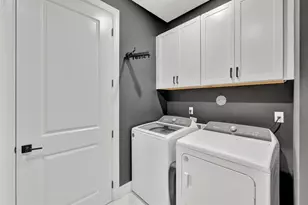 2644 Primrose Pl, Fort Lauderdale, FL 33309 - Photo 29