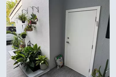 216  Poinciana Dr, Unit #216, Sunny Isles Beach, FL 33160 - Photo 69