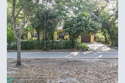 11410  Griffing Bl, Biscayne Park, FL 33161 - Photo 39