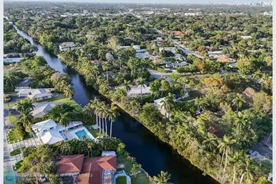 11410  Griffing Bl, Biscayne Park, FL 33161 - Photo 33