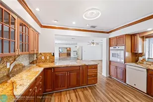 2936 Coral Shores Dr, Fort Lauderdale, FL 33306 - Photo 7