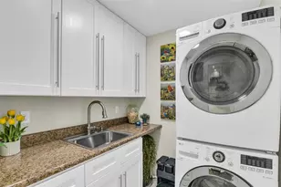 1616 SE 4th St, Deerfield Beach, FL 33441 - Photo 27