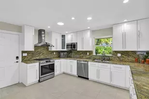 1616 SE 4th St, Deerfield Beach, FL 33441 - Photo 25