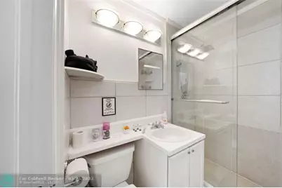 1100  Collins Ave, Unit #201 &amp; 202, Miami Beach, FL 33139 - Photo 19